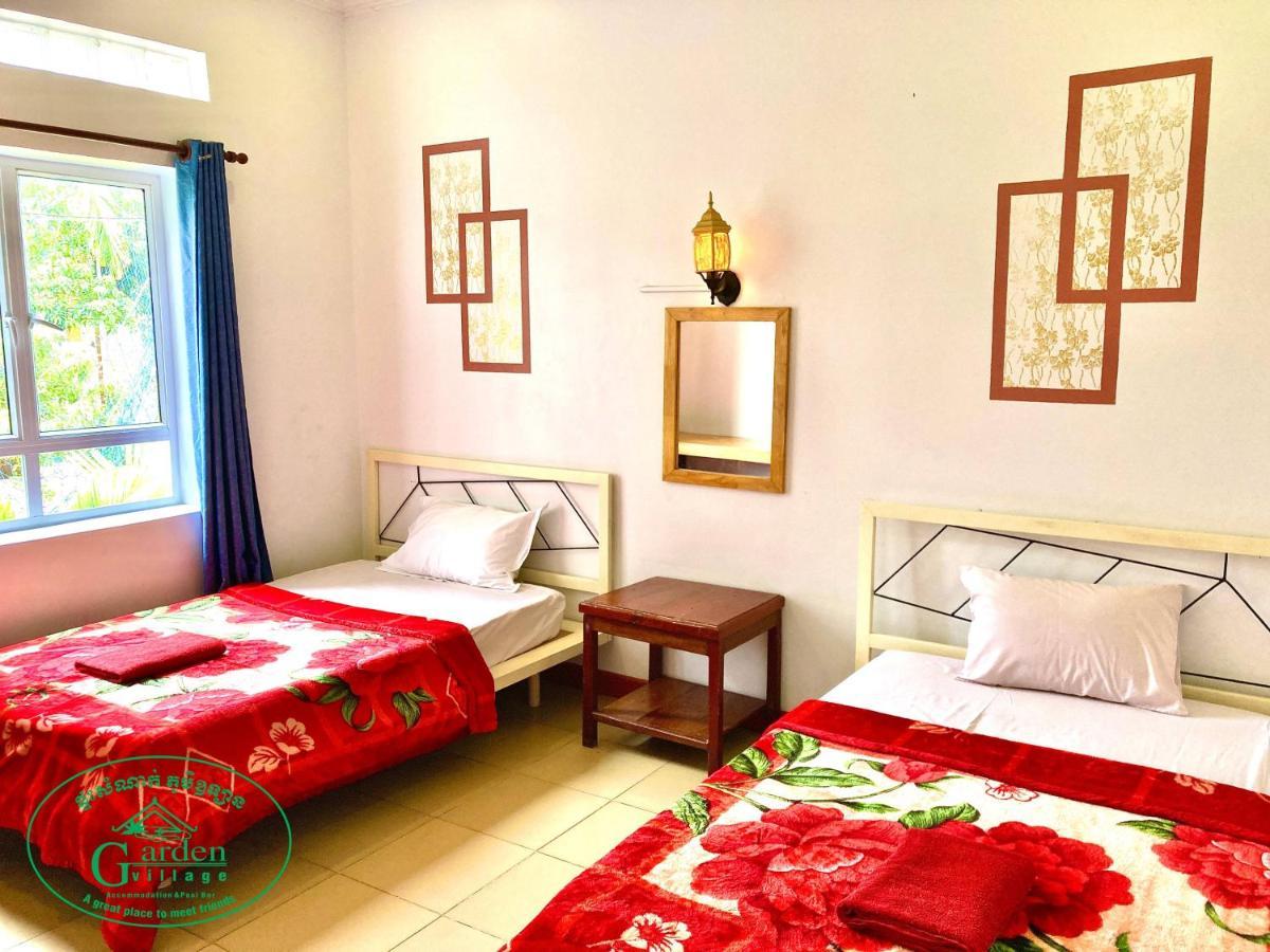 Garden Village Guesthouse & Pool Bar Сием Реап Екстериор снимка