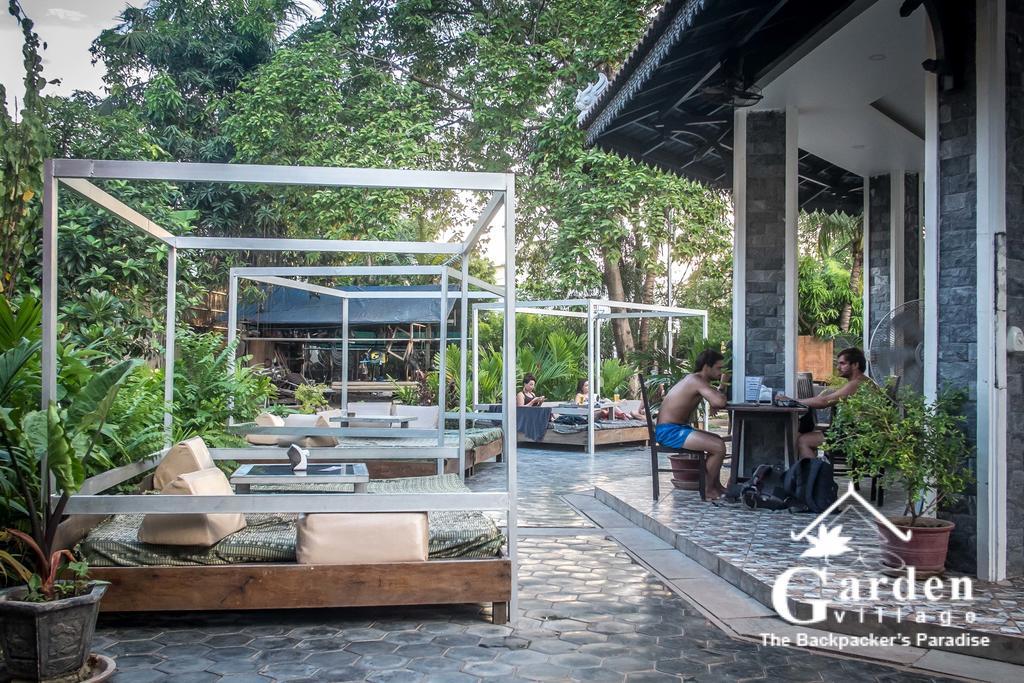 Garden Village Guesthouse & Pool Bar Сием Реап Екстериор снимка